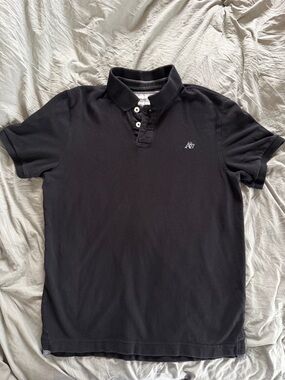 Y2K Aeropostale Men's Black Polo with Subtle Logo